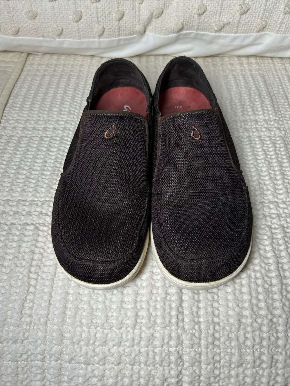 Size 9.5 Men’s OluKai Nohea Mesh Slip-Ons